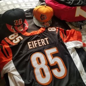 Jersey and hat combo